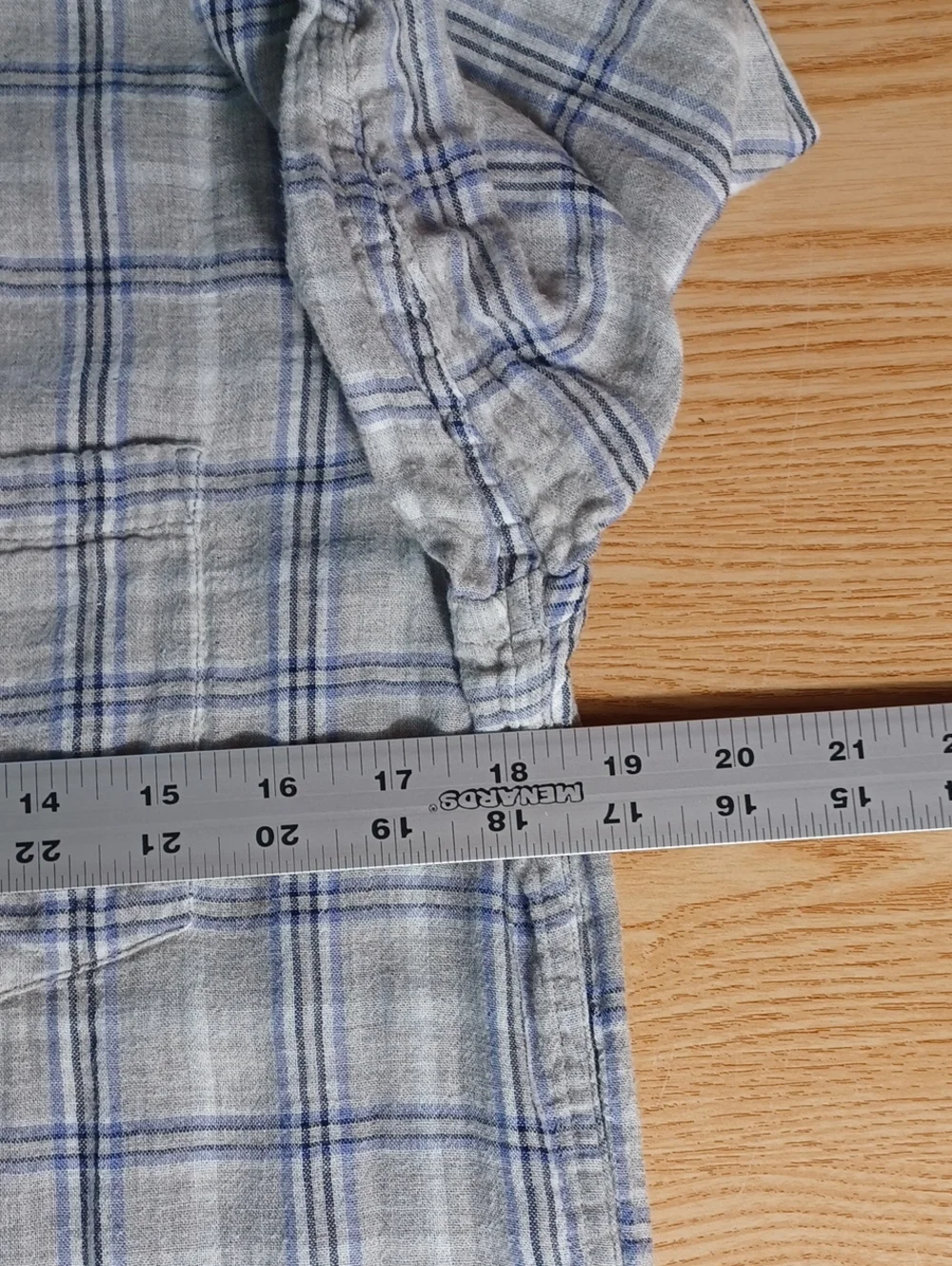 Banana Republic Blue and Gray Plaid LS Button-Down Mens Small Shirt, 100% cotton